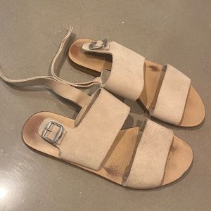 St. Agni suede sandals, good condition size 39